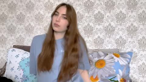 Snapshot of marvelkondratowicz chatting on April 4, 2026, 10:35 am Lana online show from April 4, 2026, 10:35 am