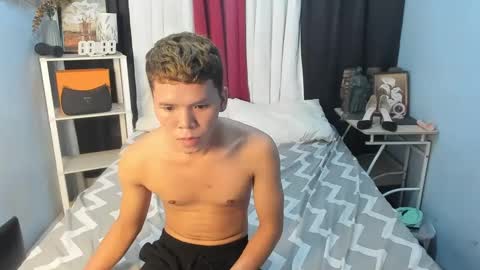 marvin_nextdoor69 online show from February 6, 2025, 6:51 am