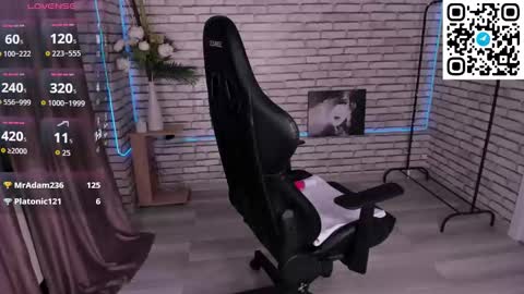 mary__bailey online show from November 27, 2025, 12:35 am