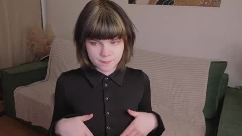 Snapshot of mary_backerr chatting on May 19, 2026, 1:28 pm Mary online show from May 19, 2026, 1:28 pm