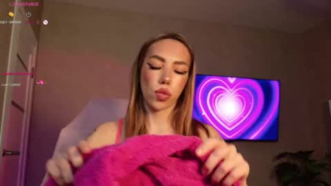 Snapshot of mary_brent chatting on May 8, 2026, 4:01 pm Mery online show from May 8, 2026, 4:01 pm