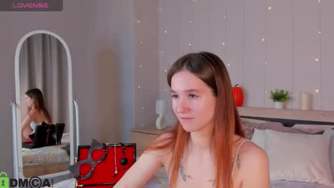 Snapshot of mary_cartar chatting on November 2, 2025, 10:17 am Eva online show from November 2, 2025, 10:17 am