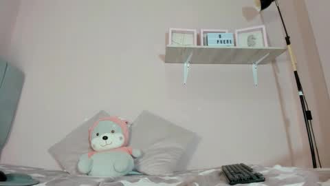 Snapshot of mary_cute9 chatting on November 3, 2025, 12:39 pm mary_cute9 online show from November 3, 2025, 12:39 pm