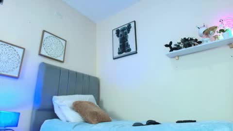 mary_cute9 online show from February 13, 2026, 12:12 pm