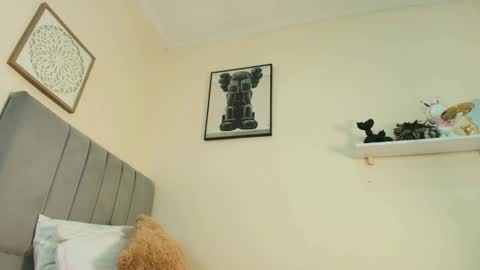 Snapshot of mary_cute9 chatting on April 7, 2026, 12:27 pm mary_cute9 online show from April 7, 2026, 12:27 pm