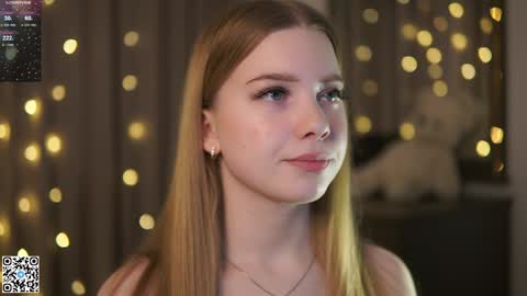 Snapshot of mary_hope_u chatting on December 17, 2024, 6:24 am Mary online show from December 17, 2024, 6:24 am