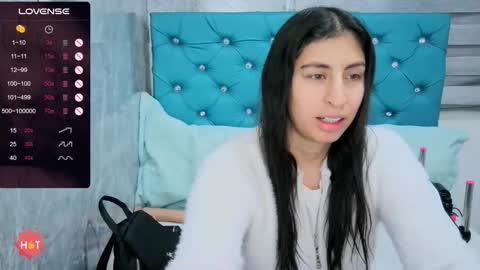 Snapshot of mary_mood_ chatting on October 31, 2025, 10:27 am Mary Moon online show from October 31, 2025, 10:27 am