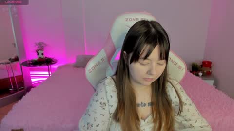 mary_stevenss online show from January 14, 2025, 8:20 am