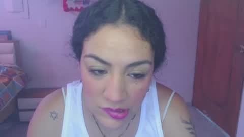 maryam_arabicmilk online show from October 6, 2025, 3:31 pm