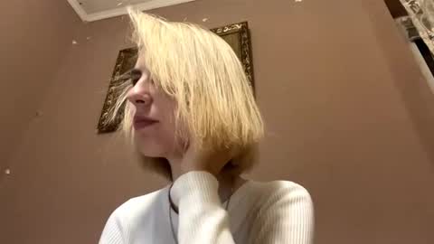 Tessa  online show from February 8, 2026, 5:38 pm