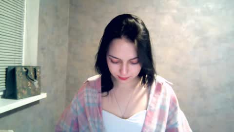 Snapshot of maryellensiewert chatting on November 25, 2025, 8:09 pm Stephie online show from November 25, 2025, 8:09 pm