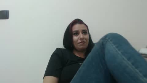 maryem online show from April 9, 2026, 1:38 pm