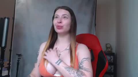 MaryHotLoves online show from October 28, 2025, 8:29 am