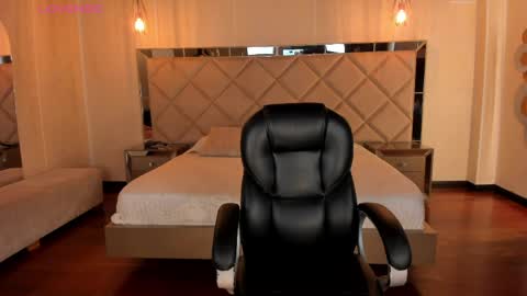  Mary  online show from April 10, 2026, 11:59 am