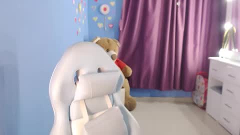 maryline online show from December 24, 2024, 11:44 pm