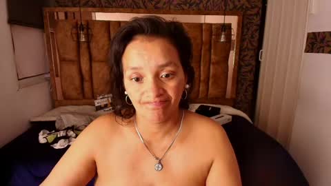 Snapshot of marylinmilf chatting on April 26, 2026, 8:34 am Marylin online show from April 26, 2026, 8:34 am