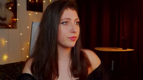 Mary Miller online show from September 22, 2025, 12:40 pm