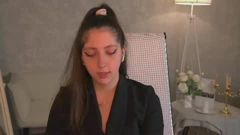 Snapshot of marymillerr chatting on July 3, 2026, 12:33 pm Mary Miller online show from July 3, 2026, 12:33 pm