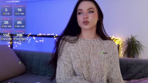 Marina online show from January 7, 2025, 11:48 am