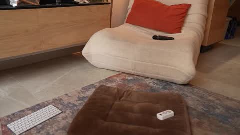 Marina online show from September 13, 2025, 10:15 am