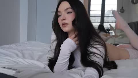 Marina online show from March 17, 2026, 10:40 am