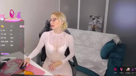 Mary online show from September 11, 2025, 3:12 pm