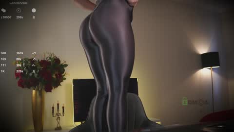 maryssaa_ online show from February 1, 2025, 10:37 am