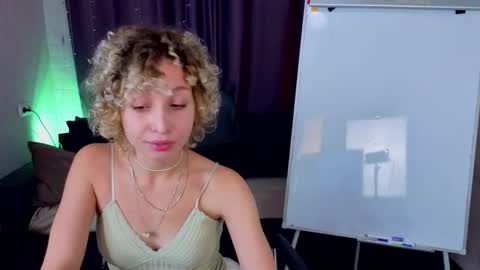 Mary online show from October 21, 2025, 5:52 am