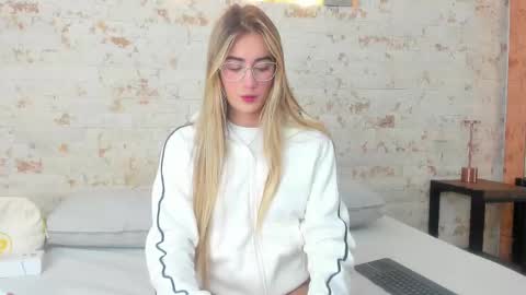 maryy campbell online show from March 21, 2026, 11:26 am