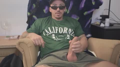 masachusset online show from November 29, 2025, 5:54 am