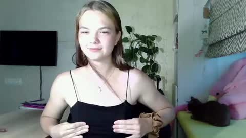 Snapshot of masakodownen chatting on July 26, 2026, 4:14 pm Nessa online show from July 26, 2026, 4:14 pm