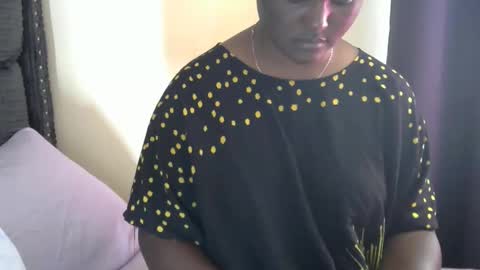 Cate online show from October 31, 2025, 7:31 am