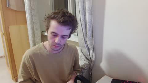 Snapshot of mash_potatoes_are_good chatting on December 2, 2024, 9:28 pm mash_potatoes_are_good online show from December 2, 2024, 9:28 pm