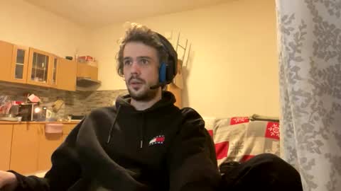 Snapshot of mash_potatoes_are_good chatting on September 14, 2025, 11:15 pm mash_potatoes_are_good online show from September 14, 2025, 11:15 pm