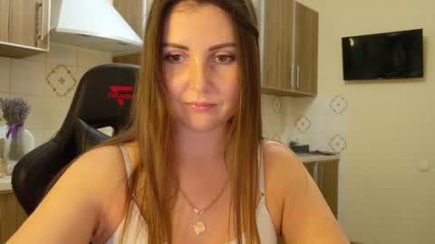 Masha online show from November 24, 2025, 7:02 pm