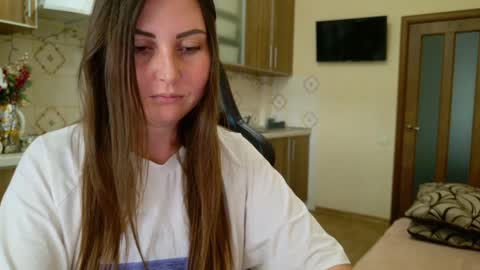 Snapshot of masha_queen chatting on April 16, 2026, 4:19 pm Masha online show from April 16, 2026, 4:19 pm
