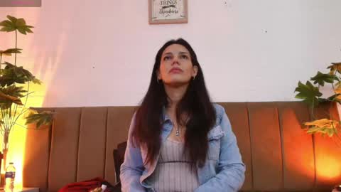MashaPink online show from May 24, 2026, 1:05 pm