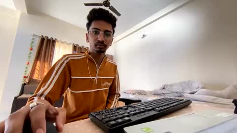 Mask Boy online show from January 2, 2025, 4:30 am