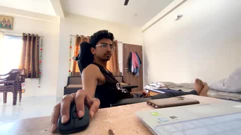 Mask Boy online show from February 10, 2025, 3:46 am