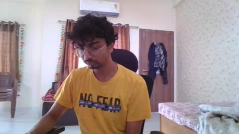 Mask Boy online show from October 3, 2025, 2:08 am