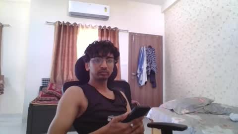 Mask Boy online show from October 7, 2025, 4:53 am