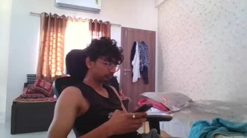 Mask Boy online show from October 8, 2025, 3:04 am