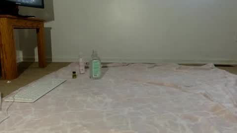 Masked Femboy online show from September 26, 2025, 9:30 pm