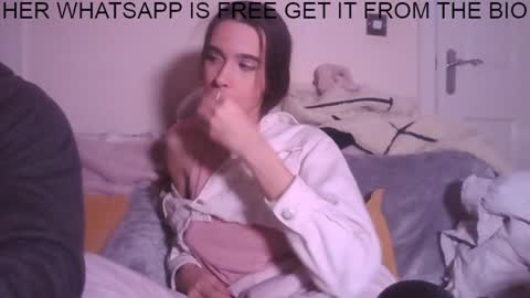 Extreme Couple online show from January 1, 2025, 11:40 pm