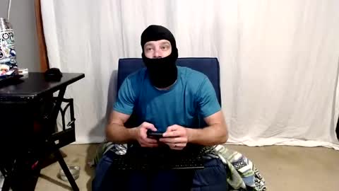 Snapshot of maskedyogaman chatting on April 27, 2026, 2:09 am maskedyogaman online show from April 27, 2026, 2:09 am