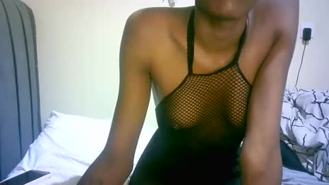 Snapshot of maskgang001 chatting on September 15, 2025, 2:22 am maskgang001 online show from September 15, 2025, 2:22 am
