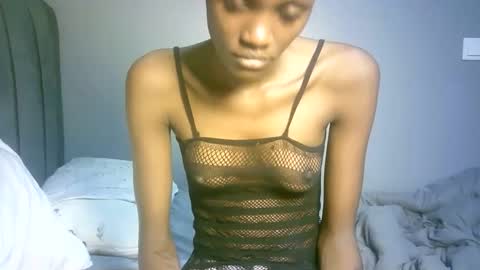 maskgang001 online show from October 19, 2025, 1:39 am