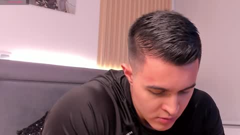 Mason Bennet online show from April 23, 2026, 9:39 pm