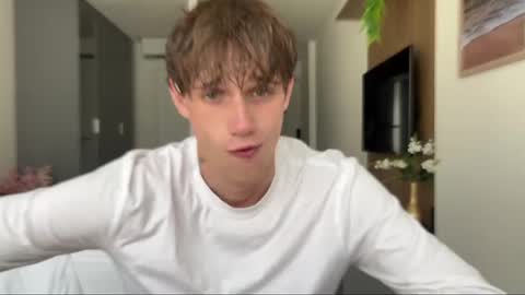 Snapshot of mason_gallagher chatting on June 24, 2026, 2:49 pm Mason online show from June 24, 2026, 2:49 pm