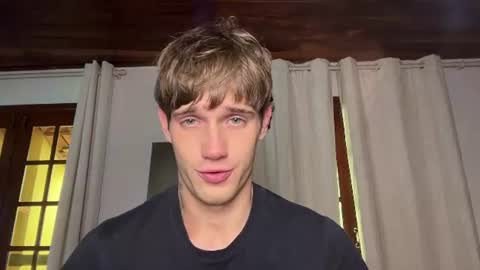 Snapshot of mason_gallagher chatting on July 27, 2026, 5:09 pm Mason online show from July 27, 2026, 5:09 pm